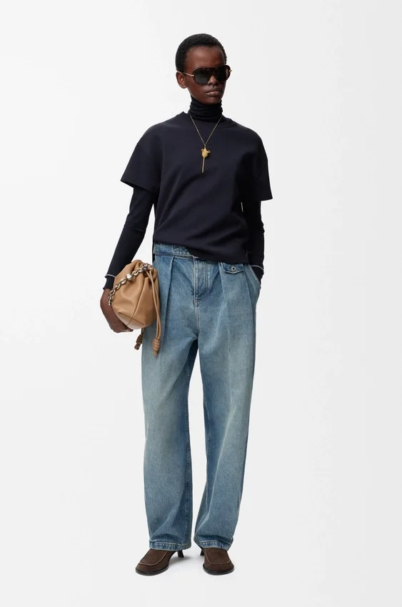 Asymmetric T-Shirt in Cotton Blend Asymmetric T-Shirt in Cotton Blend