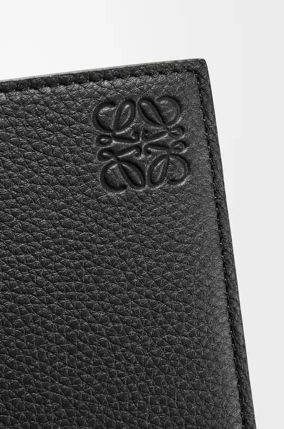 Bifold Coin Wallet in Soft Grained Calfskin Bifold Coin Wallet in Soft Grained Calfskin
