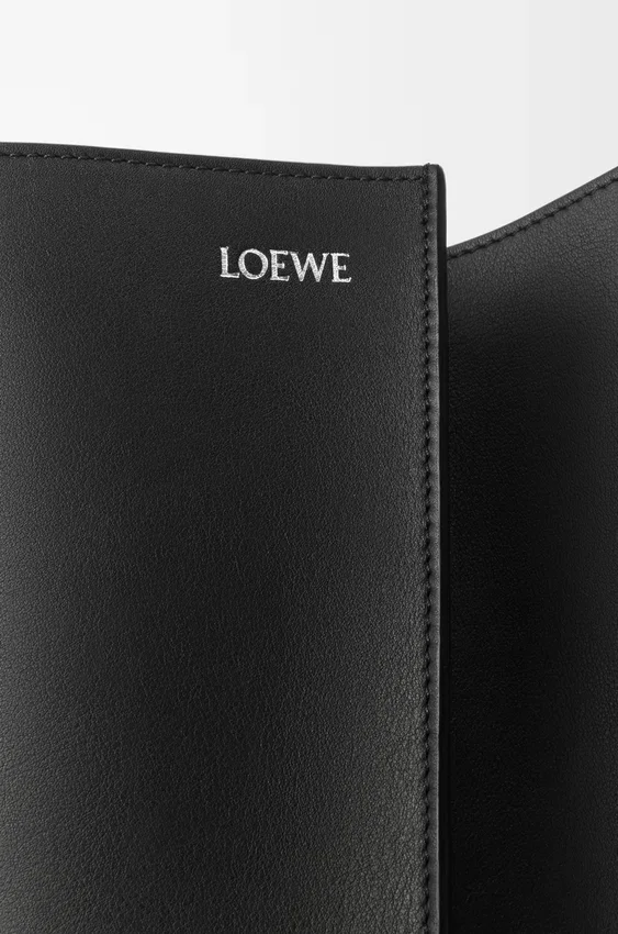 Large Bilbao Bucket in Smooth Calfskin Large Bilbao Bucket in Smooth Calfskin