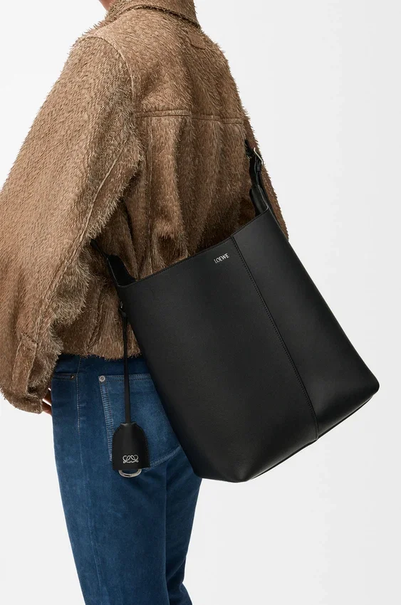 Large Bilbao Bucket in Smooth Calfskin Large Bilbao Bucket in Smooth Calfskin