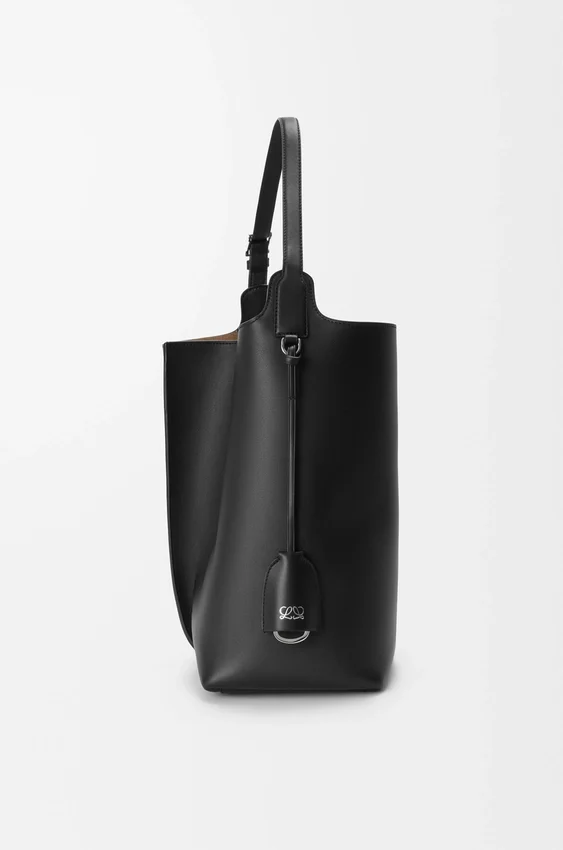 Large Bilbao Bucket in Smooth Calfskin Large Bilbao Bucket in Smooth Calfskin