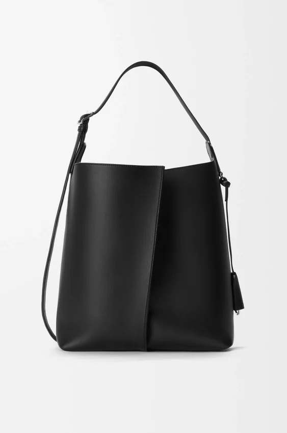 Large Bilbao Bucket in Smooth Calfskin Large Bilbao Bucket in Smooth Calfskin