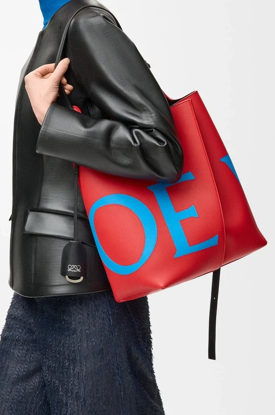Large Bilbao Bucket Oversized Logo in Smooth Calfskin Large Bilbao Bucket Oversized Logo in Smooth Calfskin