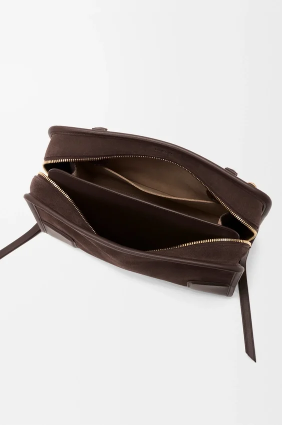 Medium Amazona 180 Bag in Suede Medium Amazona 180 Bag in Suede
