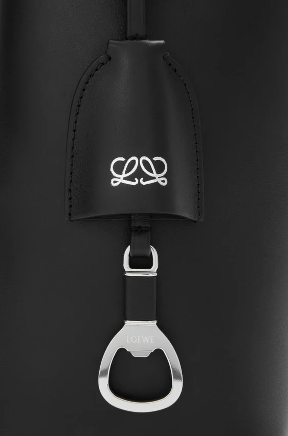 Medium Bilbao Bucket in Smooth Calfskin Medium Bilbao Bucket in Smooth Calfskin