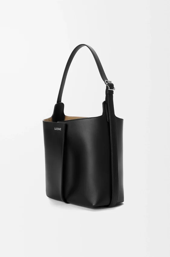 Medium Bilbao Bucket in Smooth Calfskin Medium Bilbao Bucket in Smooth Calfskin