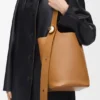 Medium Pebble Bucket in Smooth Calfskin
