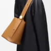 Medium Pebble Bucket in Smooth Calfskin