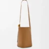 Medium Pebble Bucket in Smooth Calfskin