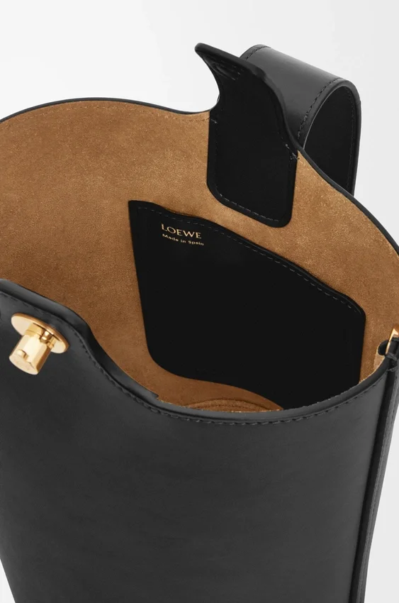Mini Pebble Bucket in Smooth Calfskin Mini Pebble Bucket in Smooth Calfskin