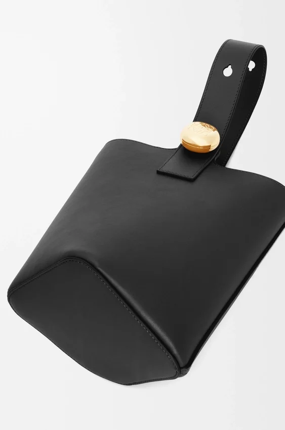 Mini Pebble Bucket in Smooth Calfskin Mini Pebble Bucket in Smooth Calfskin