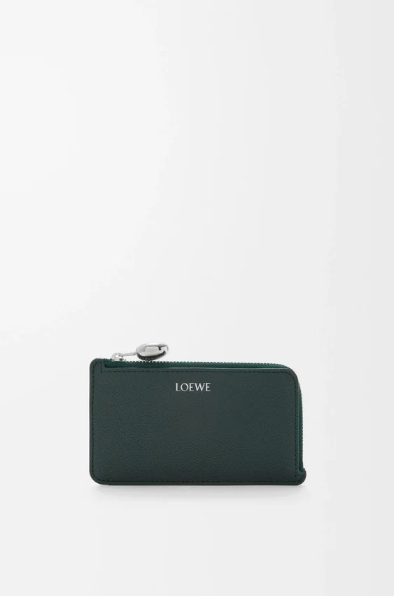 Pebble Coin Cardholder in Pebble Grained Calfskin Pebble Coin Cardholder in Pebble Grained Calfskin
