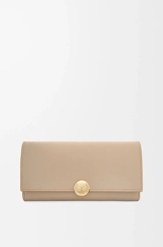 Pebble Continental Wallet in Shiny Nappa Calfskin Pebble Continental Wallet in Shiny Nappa Calfskin