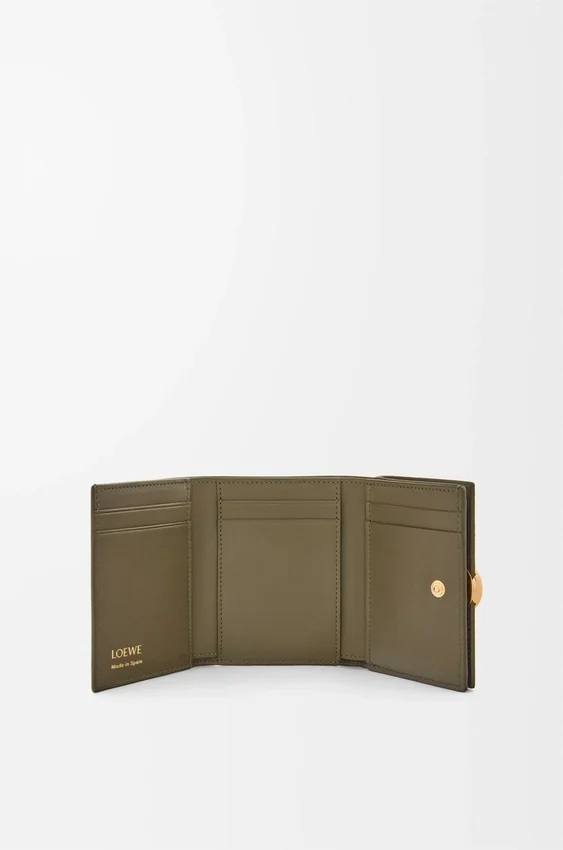 Pebble Trifold Wallet in Pebble Grained Calfskin Pebble Trifold Wallet in Pebble Grained Calfskin