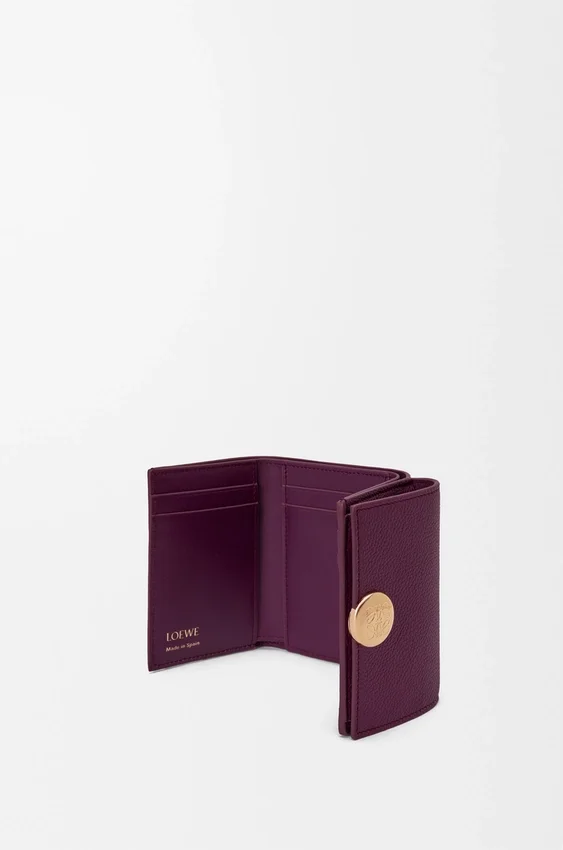 Pebble Trifold Wallet in Pebble Grained Calfskin Pebble Trifold Wallet in Pebble Grained Calfskin