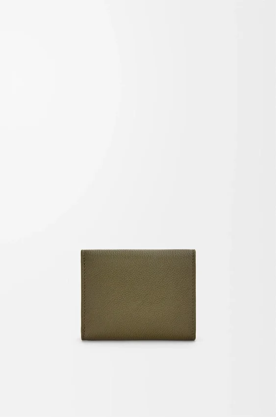 Pebble Trifold Wallet in Pebble Grained Calfskin Pebble Trifold Wallet in Pebble Grained Calfskin