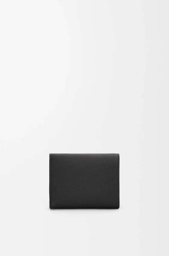 Pebble Trifold Wallet in Pebble Grained Calfskin Pebble Trifold Wallet in Pebble Grained Calfskin