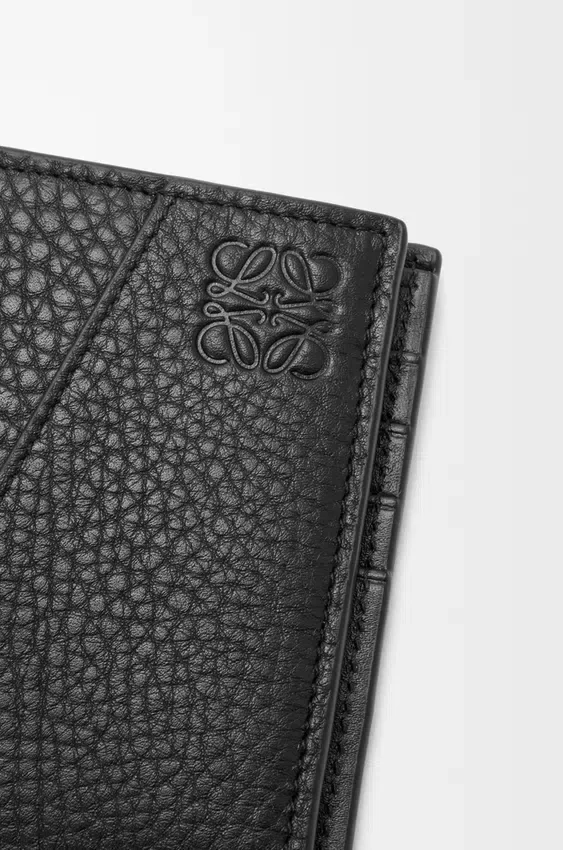 Puzzle Bifold Coin Wallet in Supple Grained Calfskin Puzzle Bifold Coin Wallet in Supple Grained Calfskin
