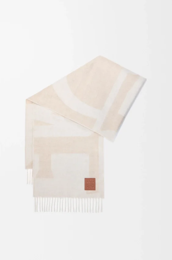 Scarf in Cashmere Scarf in Cashmere