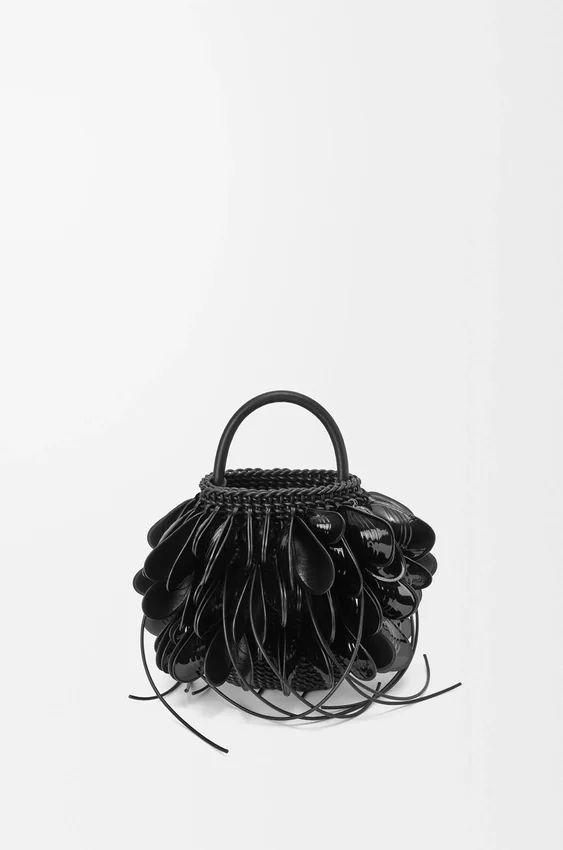 Shell Bucket in Woven Calfskin Shell Bucket in Woven Calfskin
