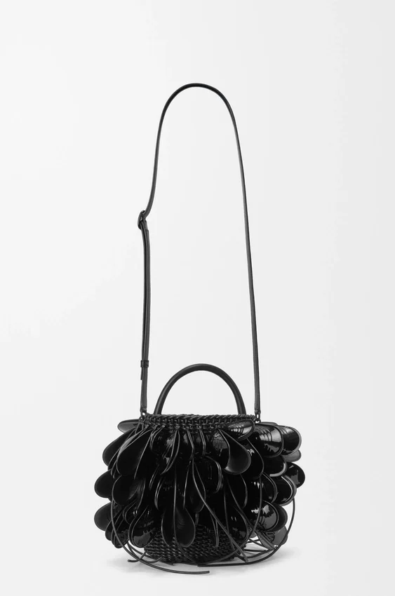 Shell Bucket in Woven Calfskin Shell Bucket in Woven Calfskin