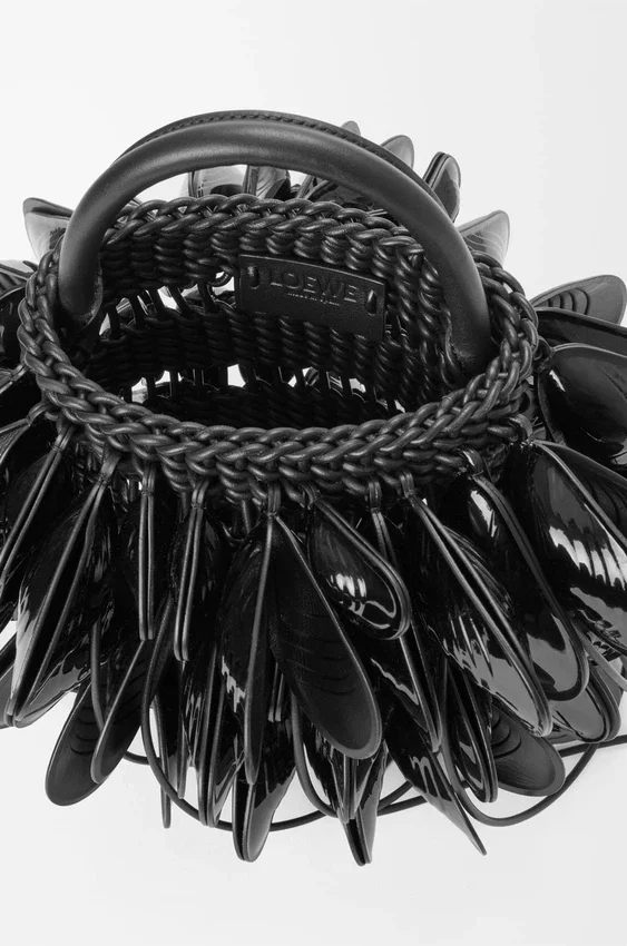 Shell Bucket in Woven Calfskin Shell Bucket in Woven Calfskin